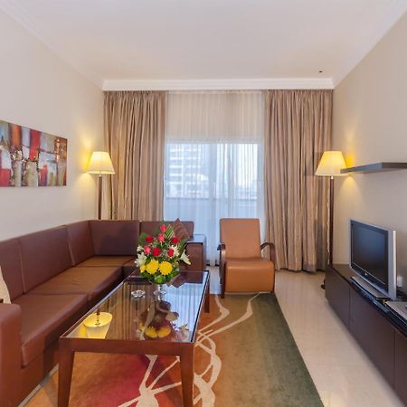 Flora Park Deluxe Hotel Apartments ดูไบ ภายนอก รูปภาพ