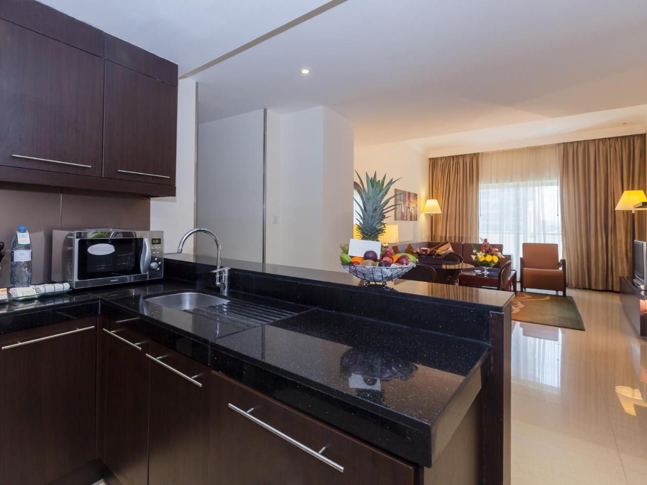 Flora Park Deluxe Hotel Apartments ดูไบ ภายนอก รูปภาพ